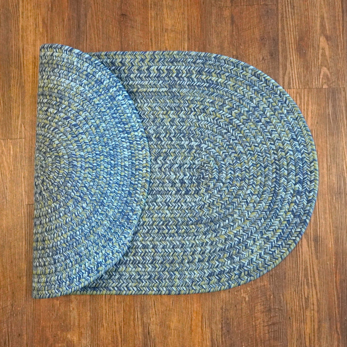 Coastal Home Braid Seaside Blue Oval Braided Modern Farmhouse Rug