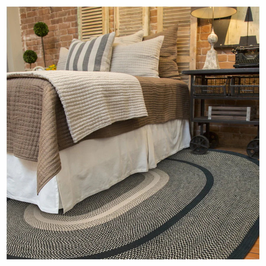 Manchester Black Jute Oval Braided Rug 