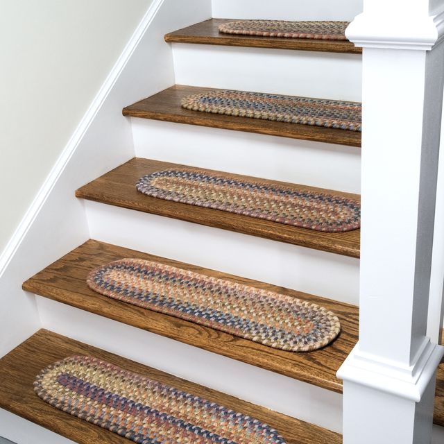 Floral New England Braid Stair Treads